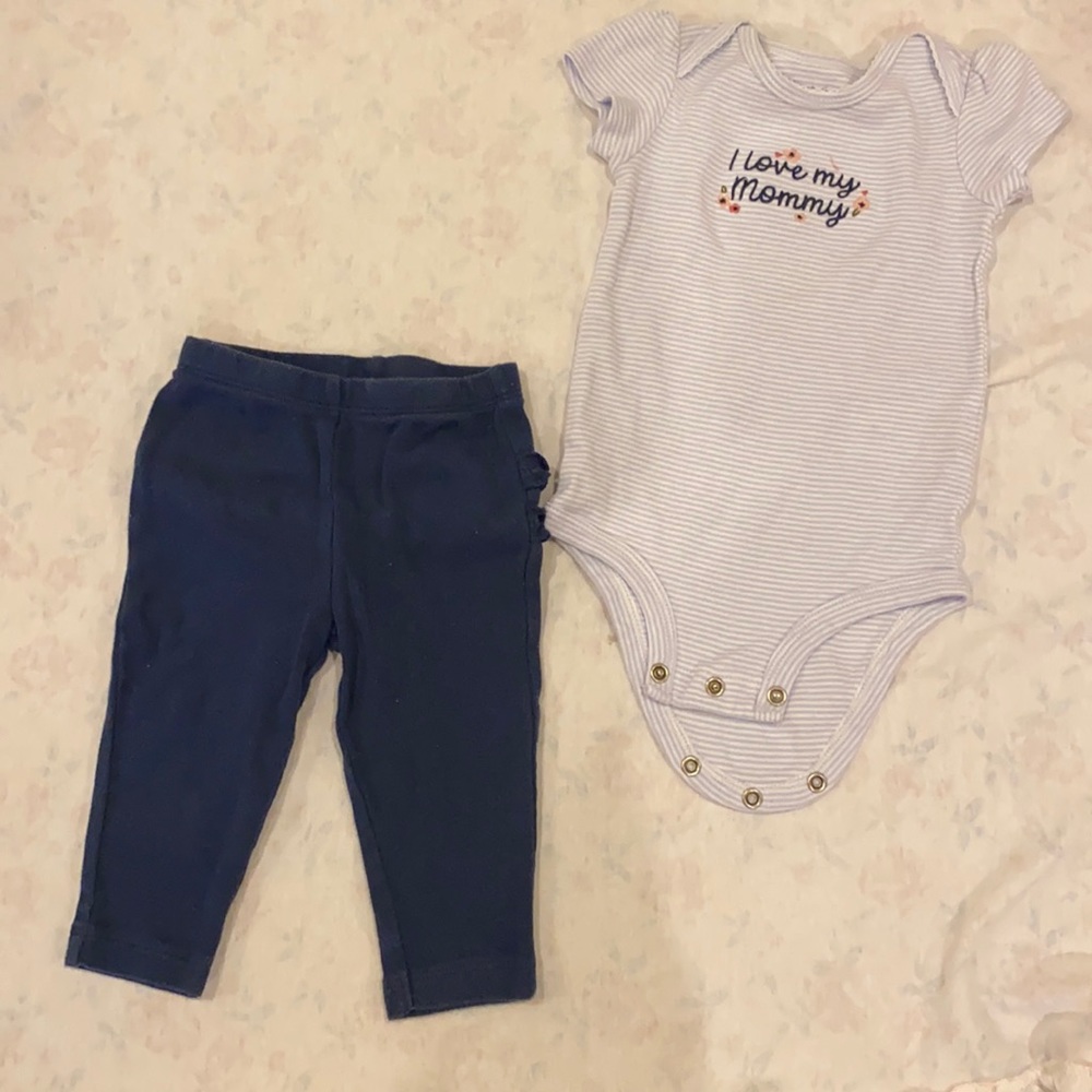 6 month matching top and bottom (carter’s)